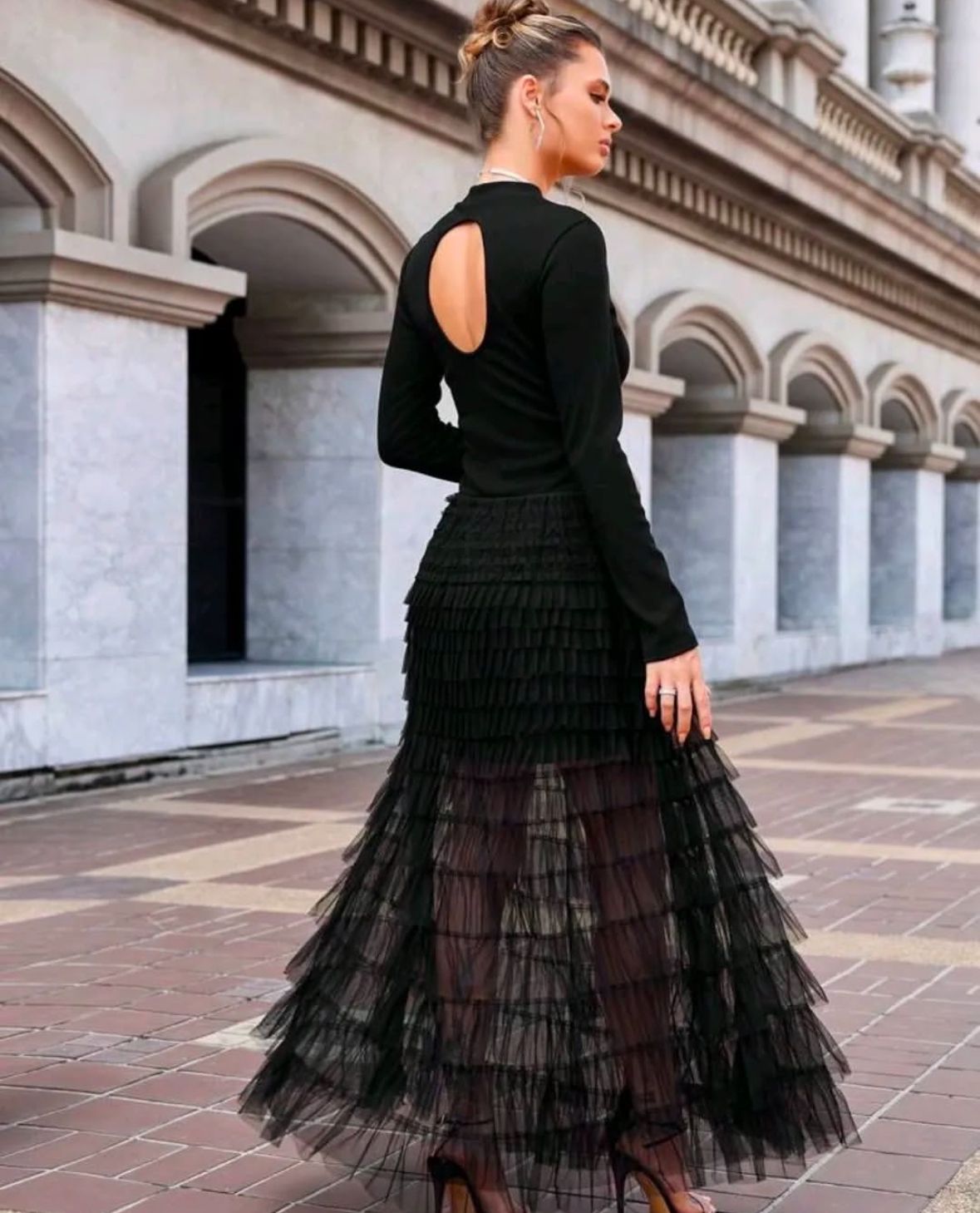 Black Frill Skirt Gown M