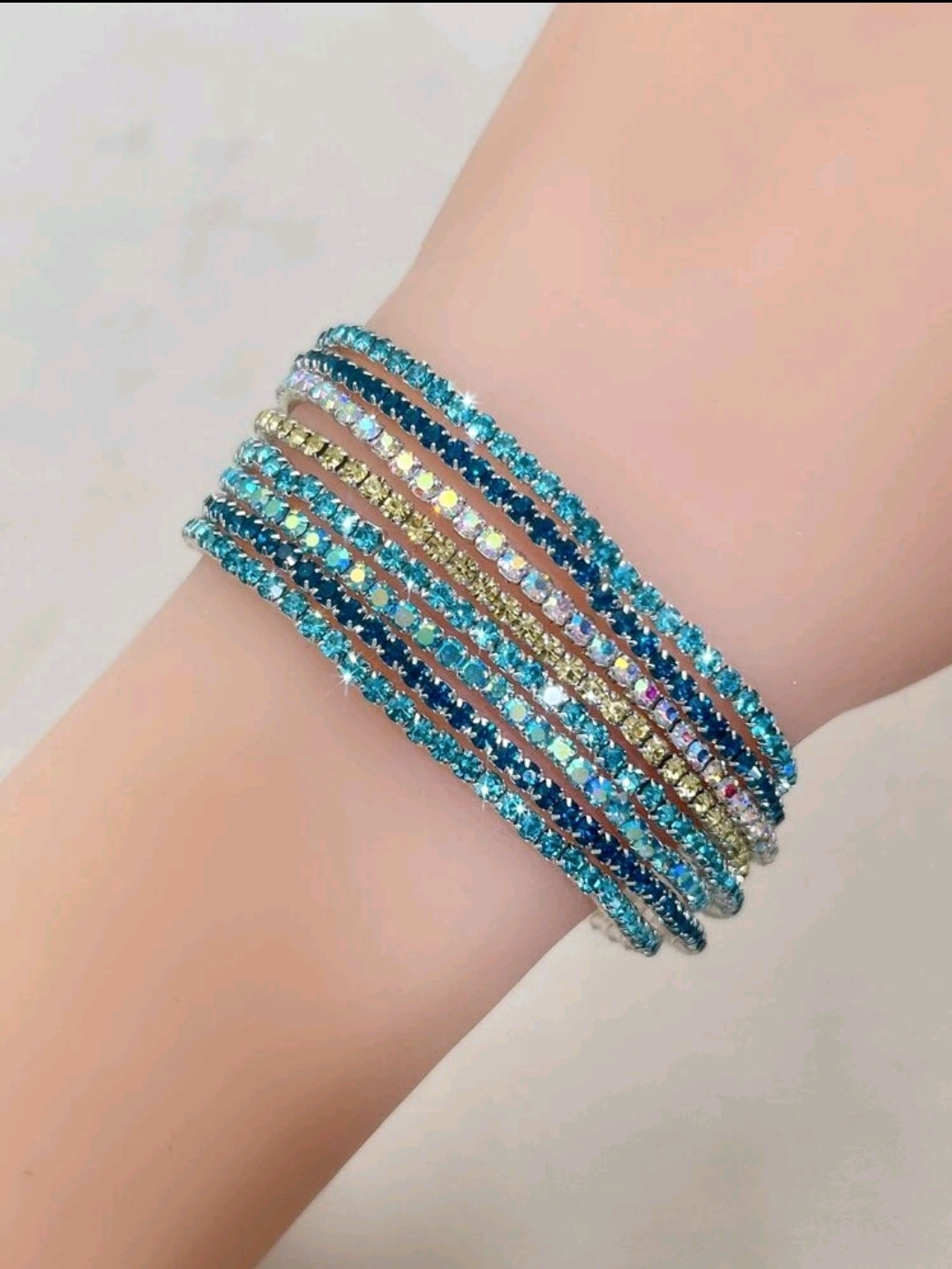 Crystal Stretchies, Blue, 8 per pack