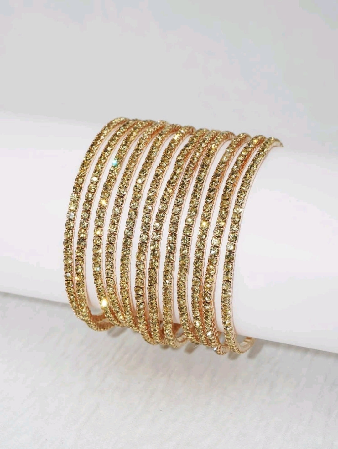 Crystal Stretchies, Gold, 12 per pack