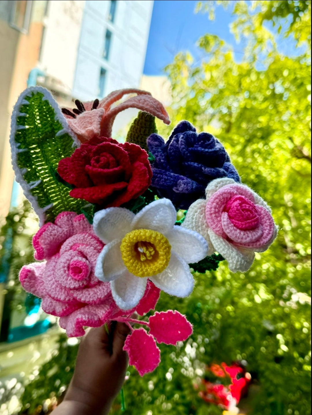 Choose 3 flowers for your MVR 500 gift Bouquet